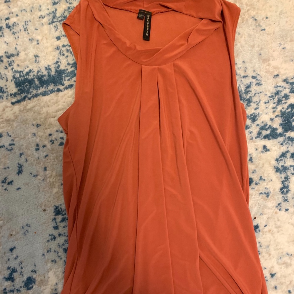 Sleeveless fall blouse